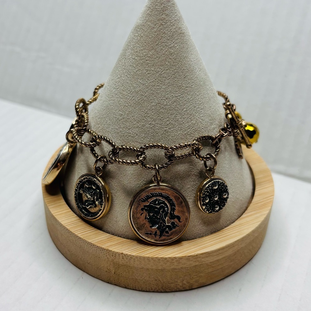 AMY KAHN RUSSELL Vintage Gold Rare Coin Charm Bracelet - Picture 2 of 13